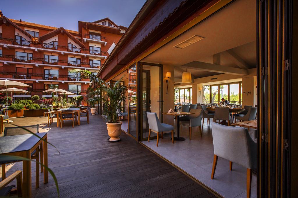 Hotel Caro Bucureşti Exterior foto